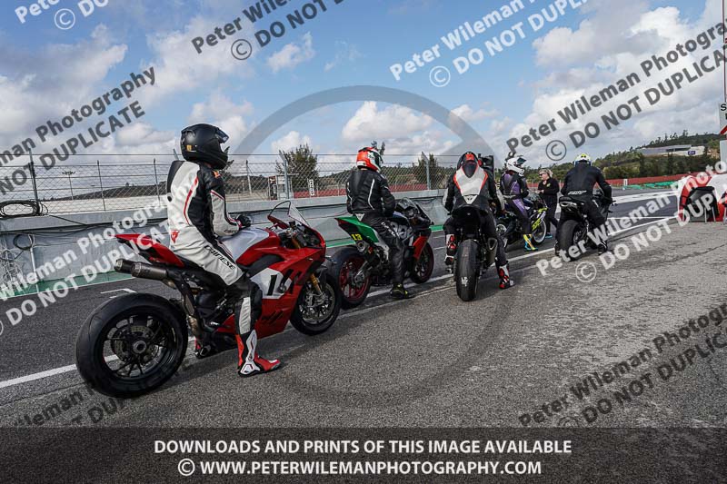 motorbikes;no limits;peter wileman photography;portimao;portugal;trackday digital images